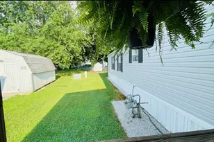 324 Fairview St, West Lafayette, OH 43845 - Photo 24