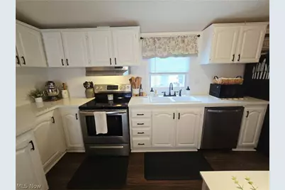 324 Fairview Street #91, West Lafayette, OH 43845 - Photo 6