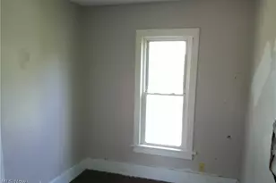 856 Cherry Rd NW, Massillon, OH 44647 - Photo 8