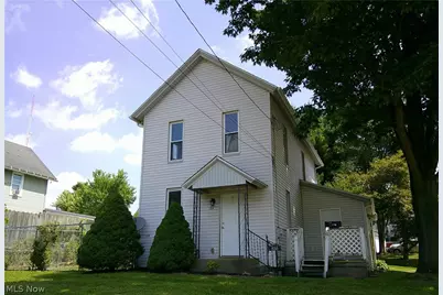 856 Cherry Road NW, Massillon, OH 44647 - Photo 1
