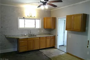 856 Cherry Rd NW, Massillon, OH 44647 - Photo 4