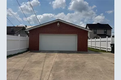 1014 Denman Avenue, Coshocton, OH 43812 - Photo 4