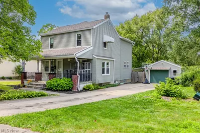 2255 Briner Avenue, Akron, OH 44305 - Photo 2