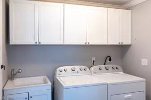 2255 Briner Ave, Akron, OH 44305 - Photo 14