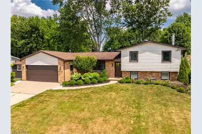 7328 Lake O Springs Avenue NW, North Canton, OH 44720 - Photo 1