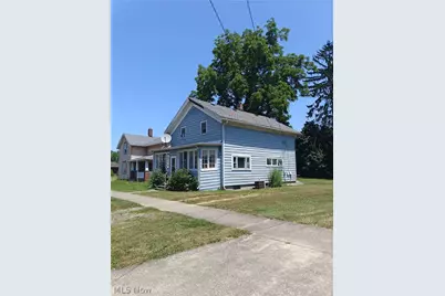 766 Buffalo Street, Conneaut, OH 44030 - Photo 2