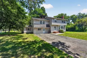 1941 Bathgate Ave, Madison, OH 44057 - Photo 2