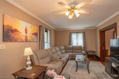 119 5th Street NE, North Canton, OH 44720 - Photo 6