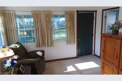 34090 Roberts Road, Eastlake, OH 44095 - Photo 22