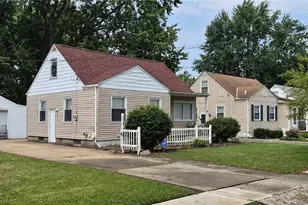 513 Henry St, Elyria, OH 44035 - Photo 2