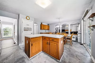 2121 Laurel Lane, Streetsboro, OH 44241 - Photo 8
