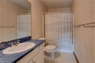 6506 Forestwood St NW, Canton, OH 44718 - Photo 20