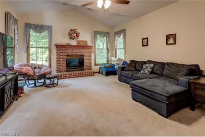 6506 Forestwood Street NW, Canton, OH 44718 - Photo 14