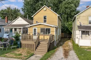 109 15th St NW, Barberton, OH 44203 - Photo 2
