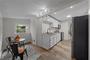 109 15th St NW, Barberton, OH 44203 - Photo 24
