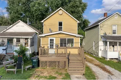 109 15th Street NW, Barberton, OH 44203 - Photo 1