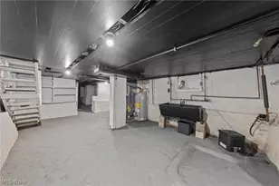 109 15th St NW, Barberton, OH 44203 - Photo 32