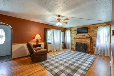 300 N Seneca Street, Rittman, OH 44270 - Photo 6
