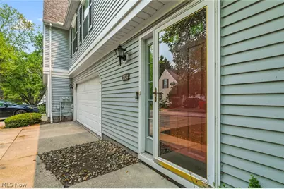 3324 Brookside Lane, Cuyahoga Falls, OH 44223 - Photo 32
