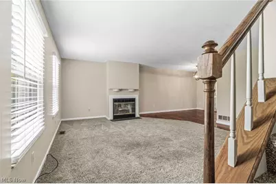 3324 Brookside Lane, Cuyahoga Falls, OH 44223 - Photo 8