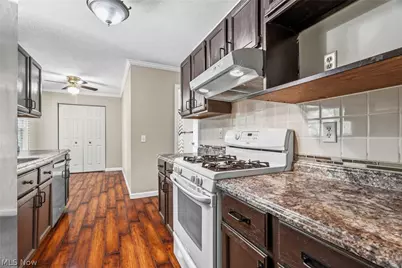 3324 Brookside Lane, Cuyahoga Falls, OH 44223 - Photo 6