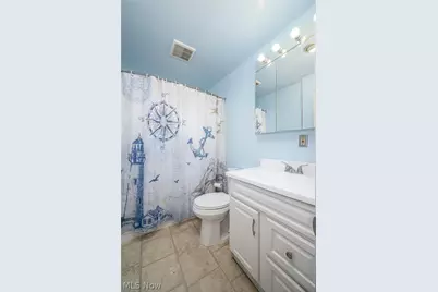 371 Washington Avenue, Barberton, OH 44203 - Photo 10