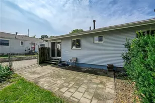 371 Washington Ave, Barberton, OH 44203 - Photo 26