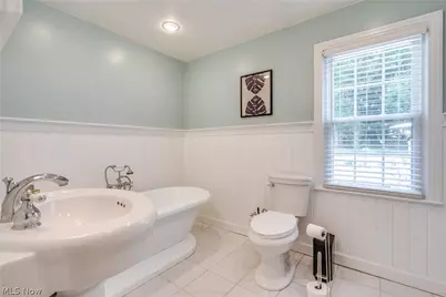 5560 East Boulevard NW, Canton, OH 44718 - Photo 22