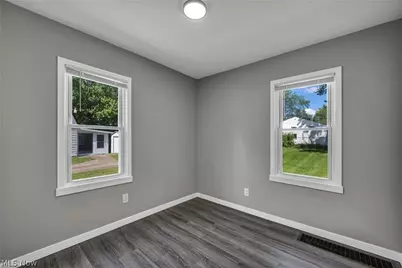 1291 Hardesty Boulevard, Akron, OH 44320 - Photo 10