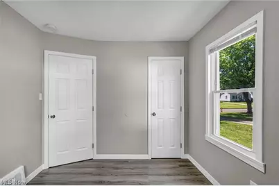1291 Hardesty Boulevard, Akron, OH 44320 - Photo 8
