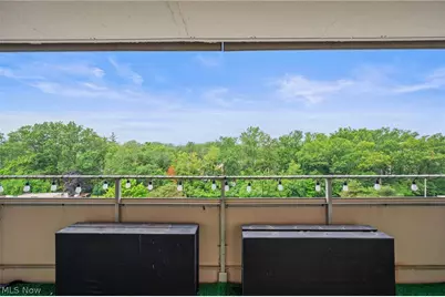 12900 Lake Avenue #811, Oakwood, OH 44107 - Photo 14