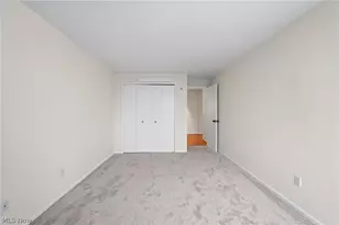 12900 Lake Ave, Oakwood, OH 44107 - Photo 22