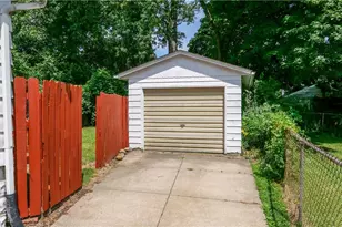 453 Marview Ave, Akron, OH 44310 - Photo 30