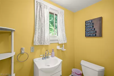 453 Marview Avenue, Akron, OH 44310 - Photo 10