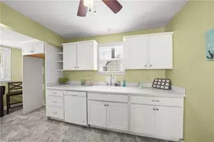 453 Marview Ave, Akron, OH 44310 - Photo 6
