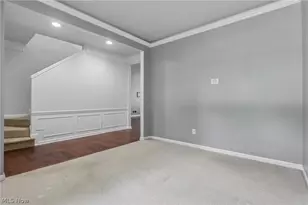 106 Rotili Lane, Akron, OH 44321 - Photo 4