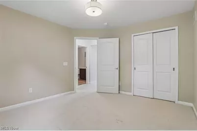 106 Rotili Lane, Akron, OH 44321 - Photo 32
