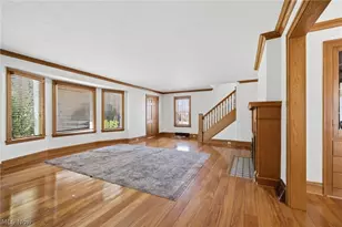 1415 Blossom Park Ave, Oakwood, OH 44107 - Photo 6