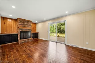17911 Snyder Rd, Chagrin Falls, OH 44023 - Photo 10
