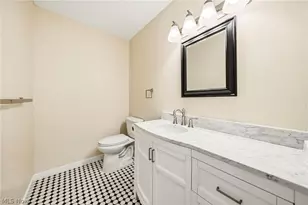 17911 Snyder Rd, Chagrin Falls, OH 44023 - Photo 16