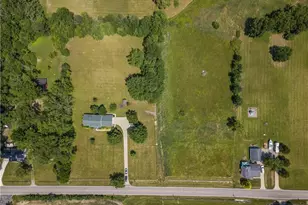1807 Smith Kramer St NE, Hartville, OH 44632 - Photo 42