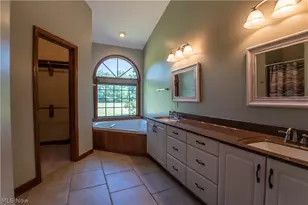 1807 Smith Kramer St NE, Hartville, OH 44632 - Photo 30