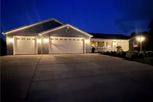 16592 Davis Dr, East Liverpool, OH 43920 - Photo 2