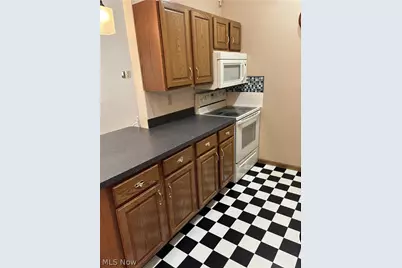 35177 Greenwich Avenue, North Ridgeville, OH 44039 - Photo 6
