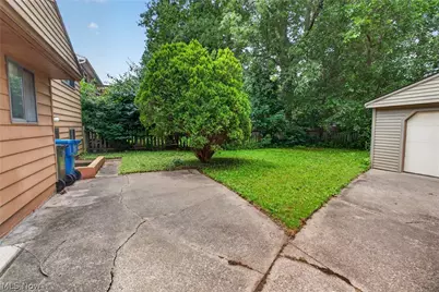 6500 Rosebelle Avenue, North Ridgeville, OH 44039 - Photo 24