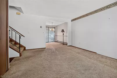 6500 Rosebelle Avenue, North Ridgeville, OH 44039 - Photo 4
