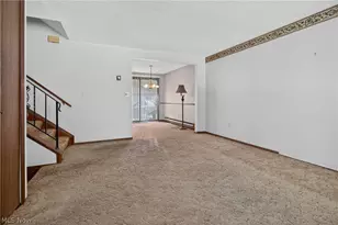 6500 Rosebelle Ave, North Ridgeville, OH 44039 - Photo 4