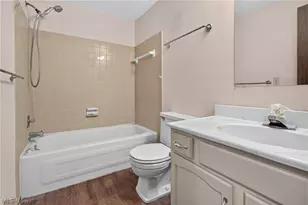 6500 Rosebelle Ave, North Ridgeville, OH 44039 - Photo 12