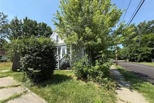 42 Paris Ave, Akron, OH 44301 - Photo 16