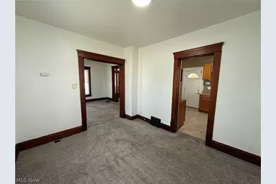 42 Paris Avenue, Akron, OH 44301 - Photo 8